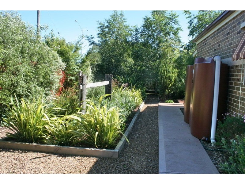 64 Chessy Park Drive, New Gisborne VIC 3438