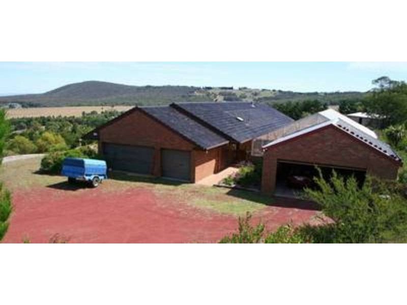 316 Millets Road, Gisborne South VIC 3437