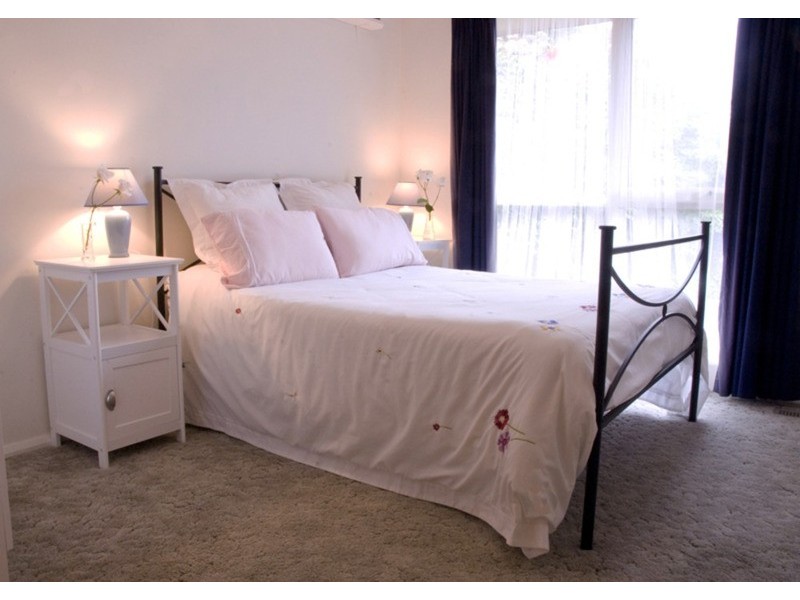 34 Grant Avenue, Gisborne VIC 3437