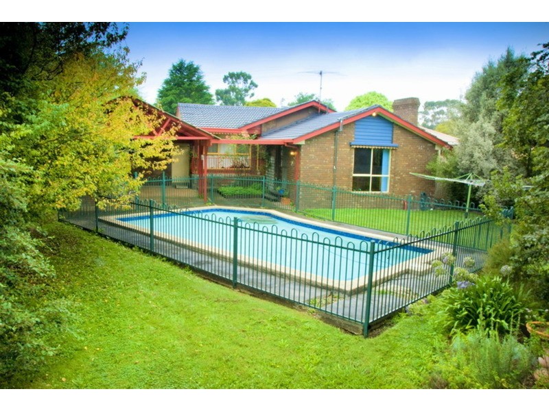 34 Grant Avenue, Gisborne VIC 3437