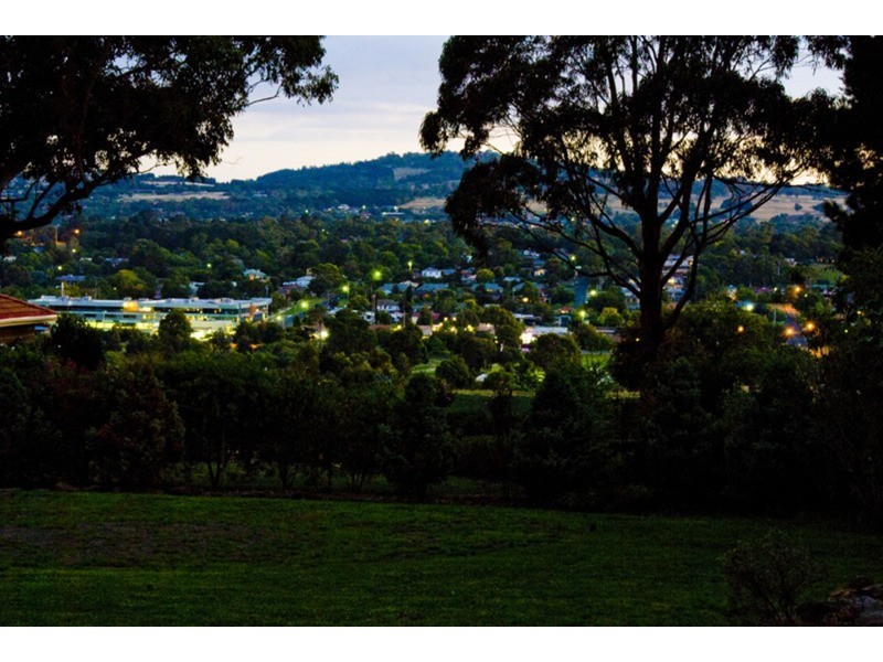 41 Cherry Lane, Gisborne VIC 3437