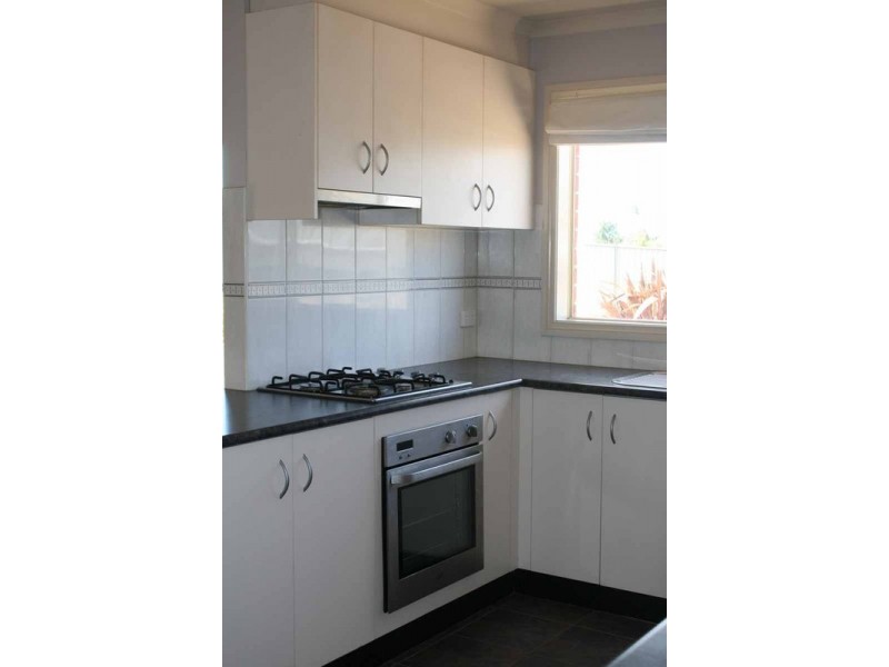 6 Boyd Court, Romsey VIC 3434