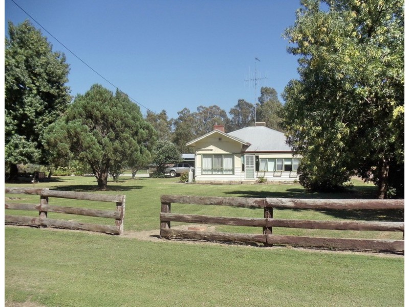 104 Murray Parade, Koondrook VIC 3580