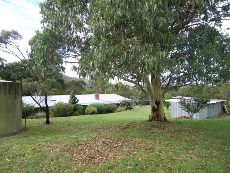 547 Pyalong Road, Lancefield VIC 3435