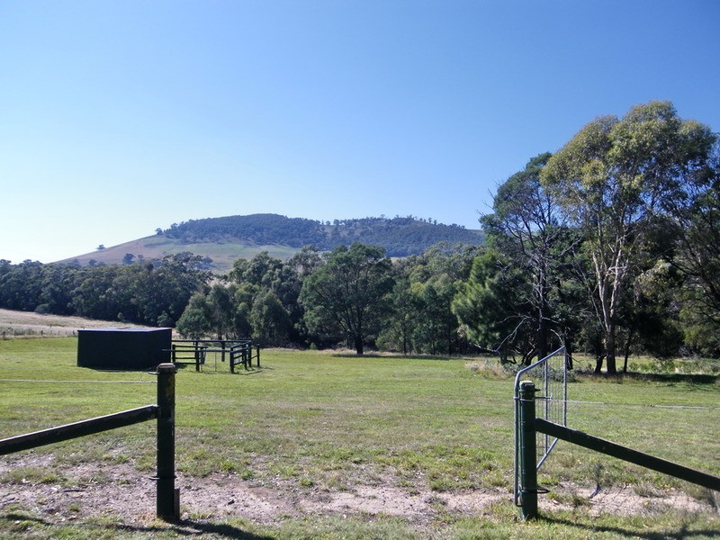 547 Pyalong Road, Lancefield VIC 3435