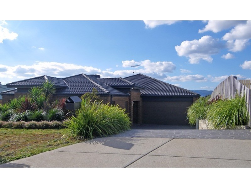 12 Vernon Close, New Gisborne VIC 3438