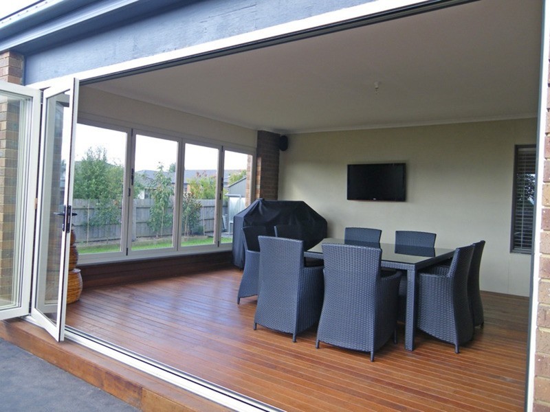 12 Vernon Close, New Gisborne VIC 3438