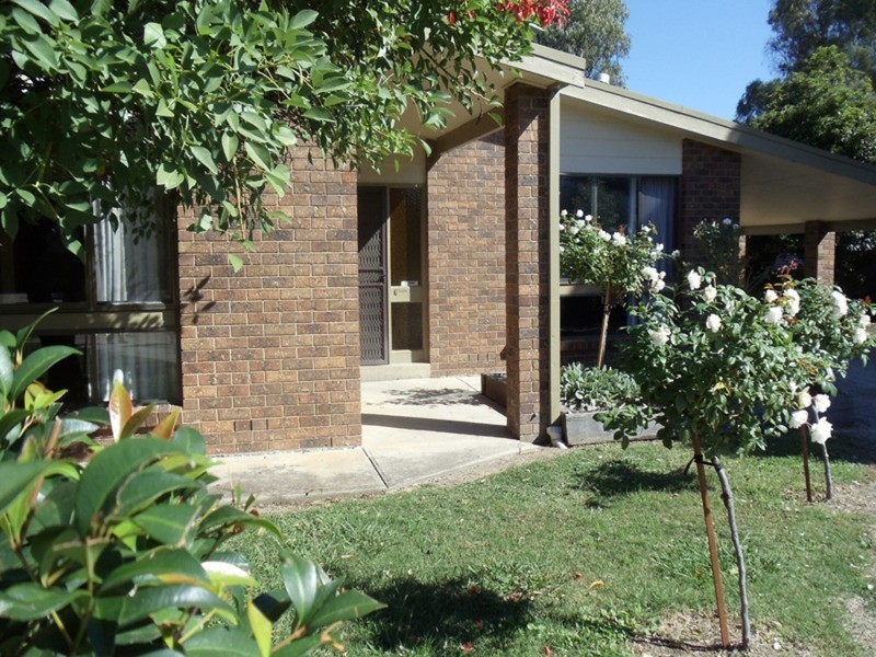 36 Cobwell Street, Barham NSW 2732