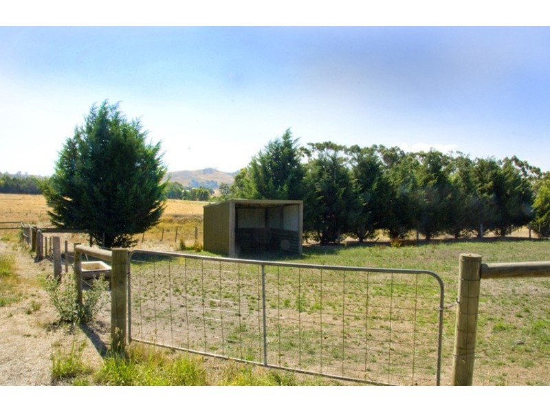 1271 Kilmore Lancefield Road, Springfield VIC 3434