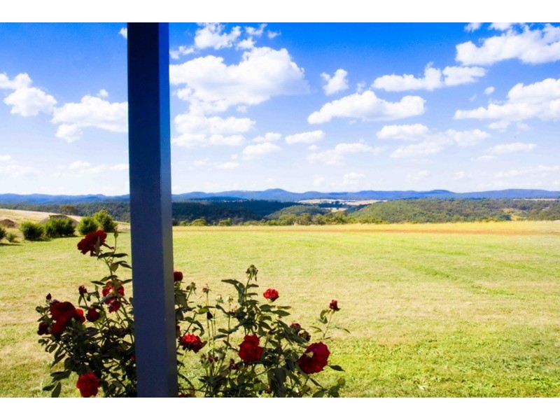 2155 Gisborne Road, Coimadai VIC 3340