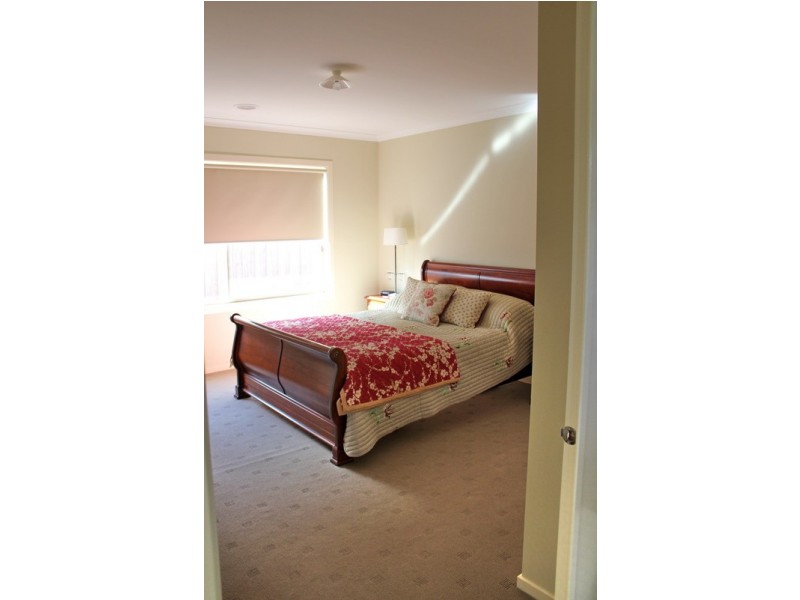 23 Vernon Close, New Gisborne VIC 3438