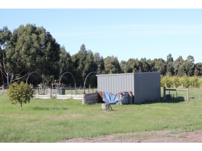 53 Meadowbrook Way, Riddells Creek VIC 3431