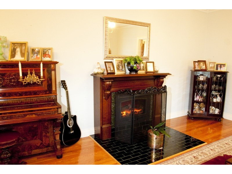 36 Campbell Road, Gisborne VIC 3437