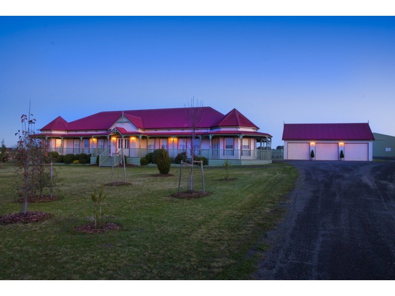 36 Campbell Road, Gisborne VIC 3437