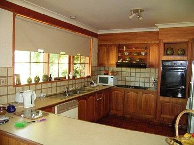 61 Hastings Drive, New Gisborne VIC 3438