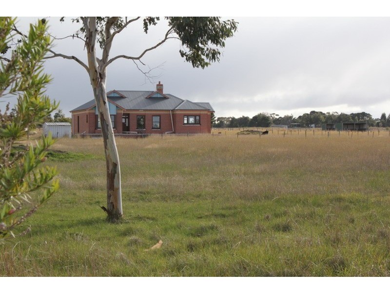 38 Murray Road, Gisborne VIC 3437