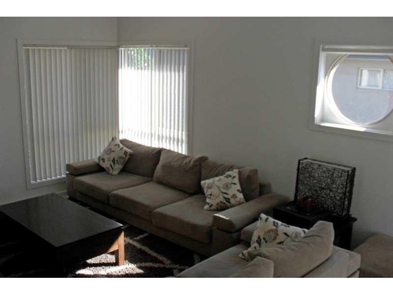 9/14-16 Rodney Street, Gisborne VIC 3437