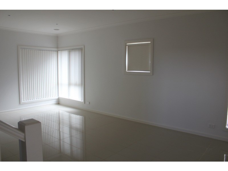 9/14-16 Rodney Street, Gisborne VIC 3437