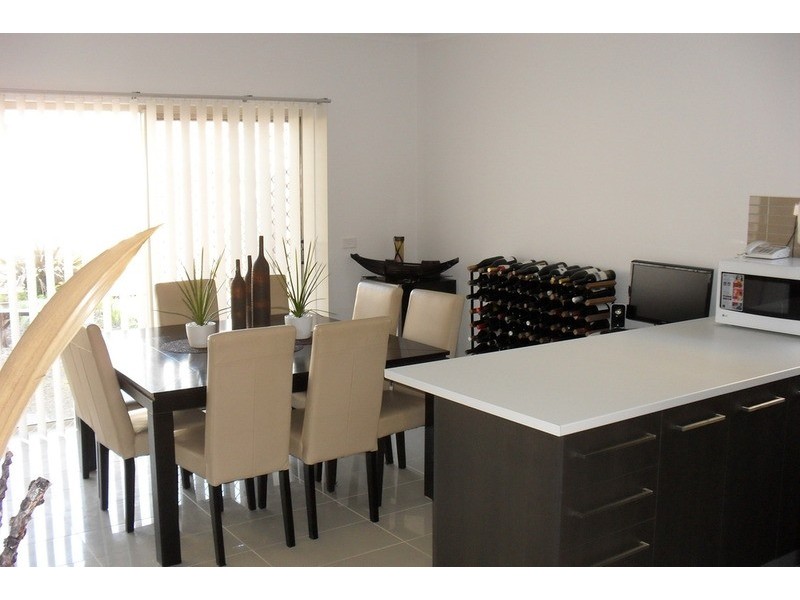 9/14-16 Rodney Street, Gisborne VIC 3437