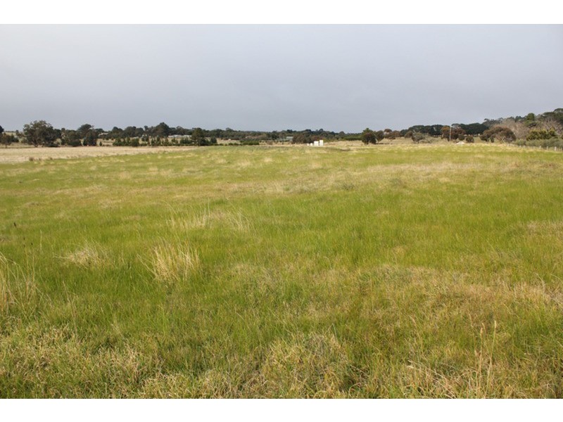 95 Brooking Road, Gisborne VIC 3437