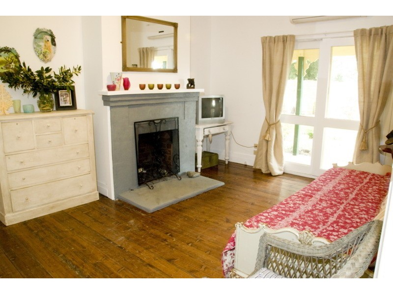 2060 Melbourne – Lancefield Road, Riddells Creek VIC 3431