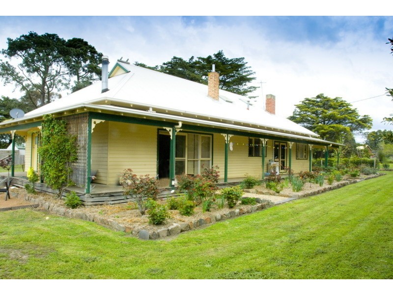 2060 Melbourne – Lancefield Road, Riddells Creek VIC 3431