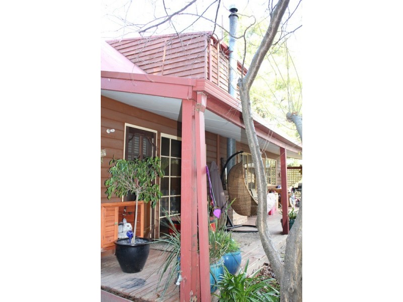 6 Ferrier Street, Mount Macedon VIC 3441