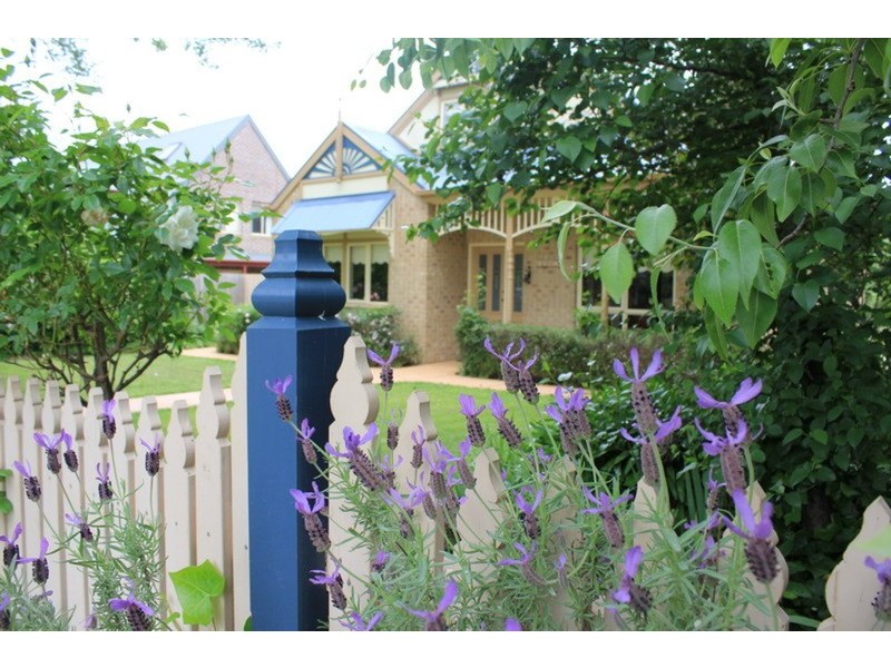 14 Fersfield Road, Gisborne VIC 3437