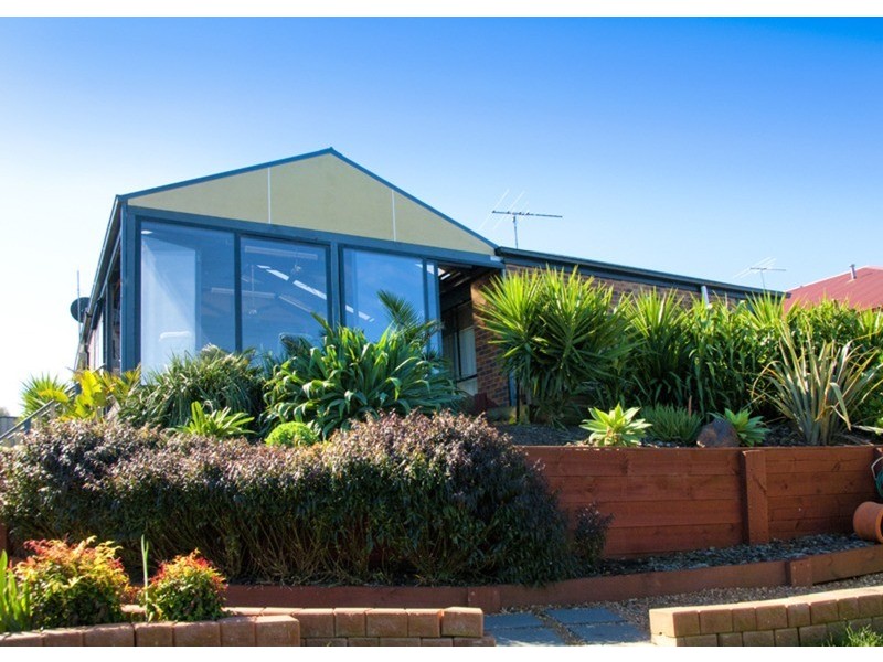 9 Finch Lane, Sunbury VIC 3429