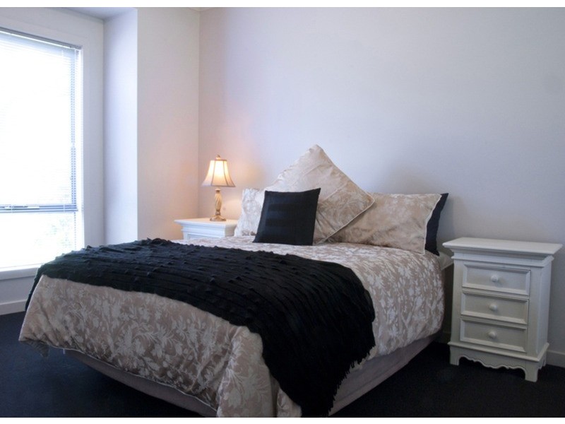 1/1-5 Rodney Street, Gisborne VIC 3437