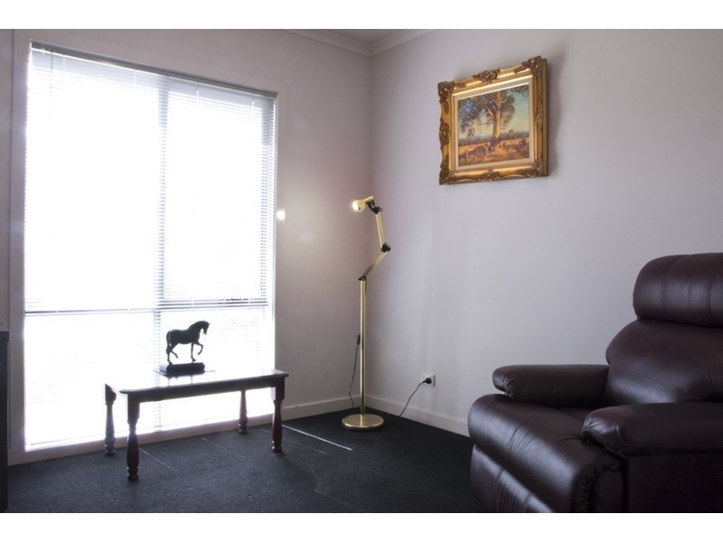 1/1-5 Rodney Street, Gisborne VIC 3437