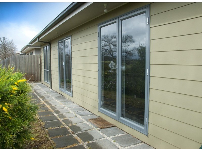 1/1-5 Rodney Street, Gisborne VIC 3437