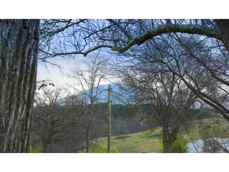 1/1-5 Rodney Street, Gisborne VIC 3437