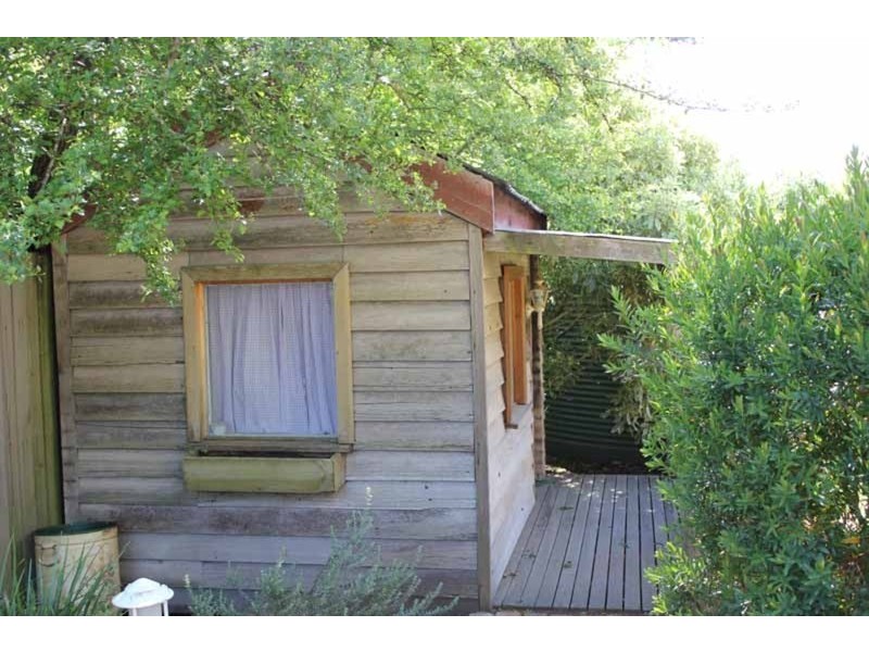 3 Arwon Court, New Gisborne VIC 3438