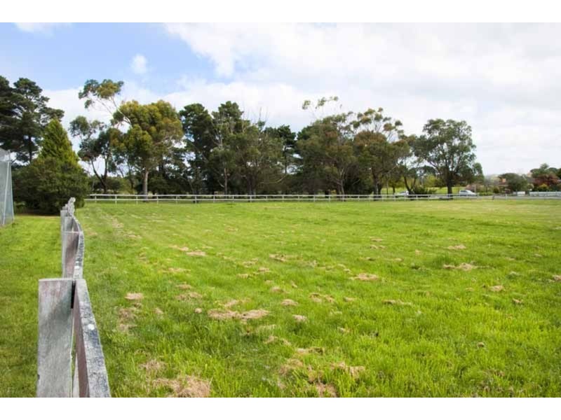 146 Station Road, New Gisborne VIC 3438