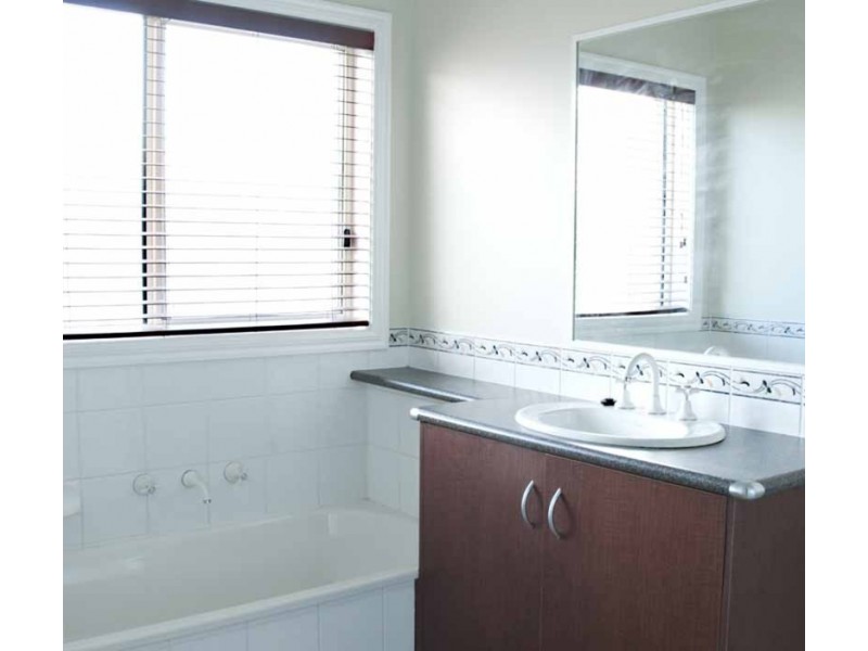 16 Sutton Street, Riddells Creek VIC 3431