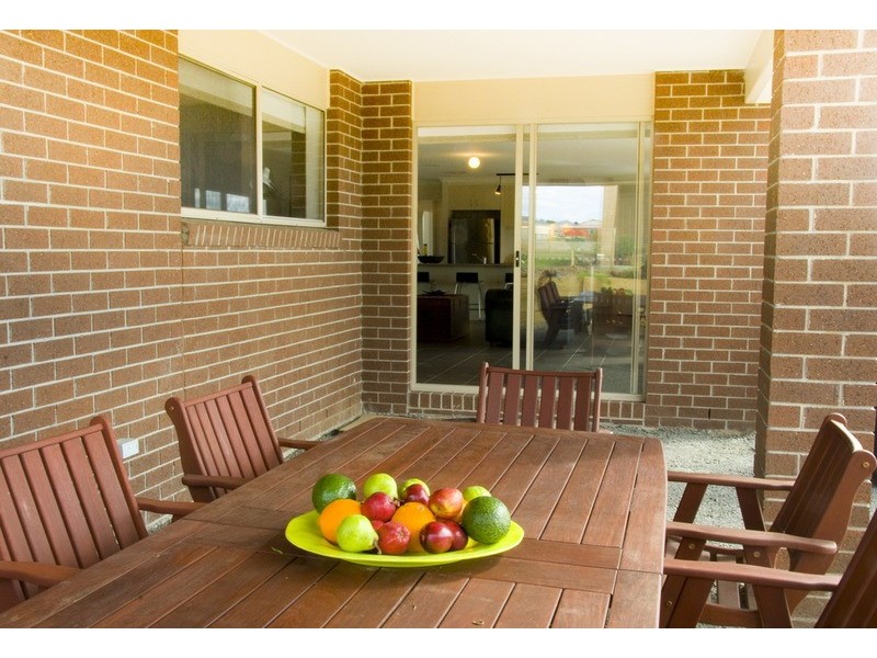 17 Francis Crescent, Gisborne VIC 3437