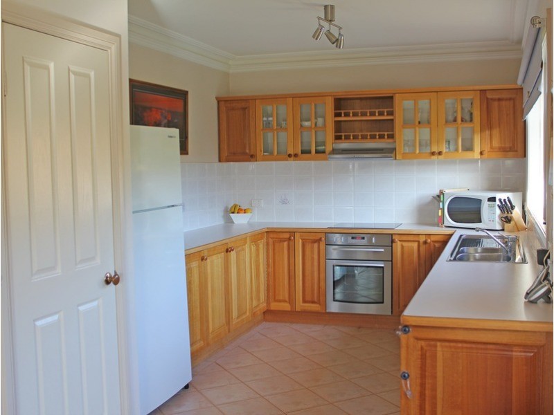 2 Wodalla Grove, New Gisborne VIC 3438