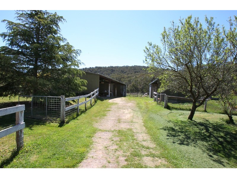 1327 Three Chain Road, Cobaw VIC 3442