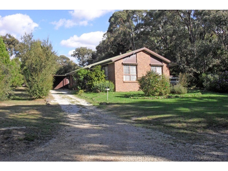 13 English Street, Macedon VIC 3440
