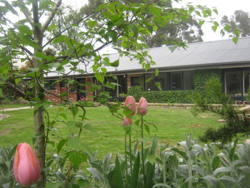 18 Lansdowne Street, Macedon VIC 3440