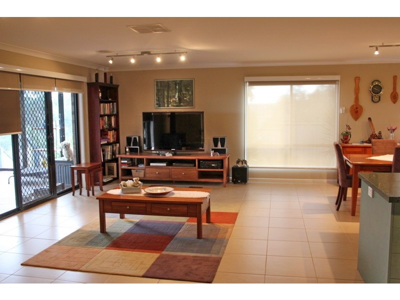 9 Finch Lane, Sunbury VIC 3429