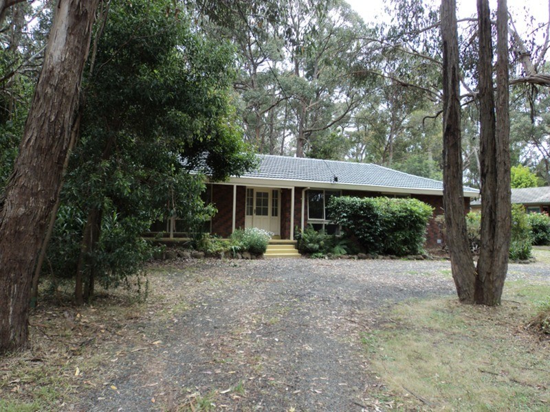 38 Marshall Avenue, Macedon VIC 3440