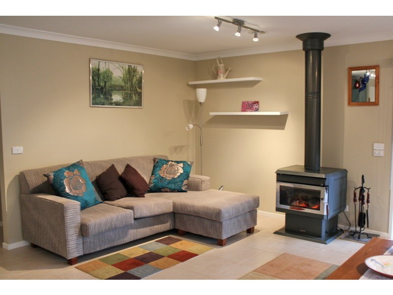 9 Finch Lane, Sunbury VIC 3429