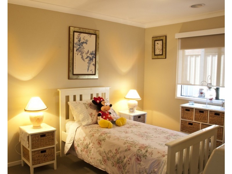 9 Finch Lane, Sunbury VIC 3429