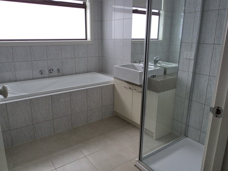 27A Anslow Street, Woodend VIC 3442