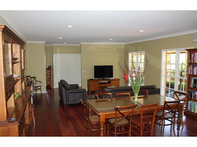 1 Chessy Park  Drive, New Gisborne VIC 3438