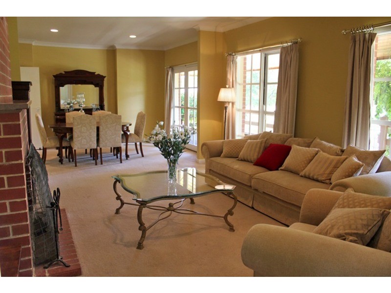 1 Chessy Park  Drive, New Gisborne VIC 3438