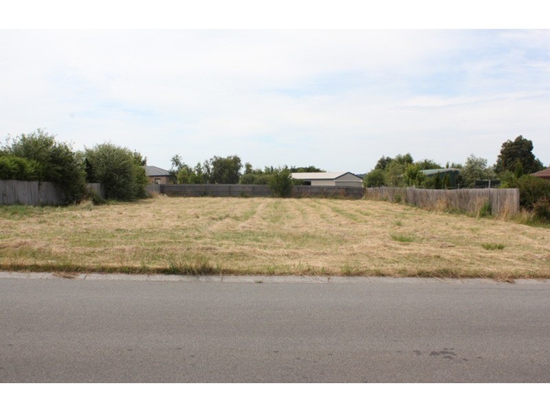 7 Jacksons Creek Way, Gisborne VIC 3437