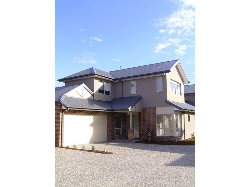 9/14-16 Rodney Street, Gisborne VIC 3437